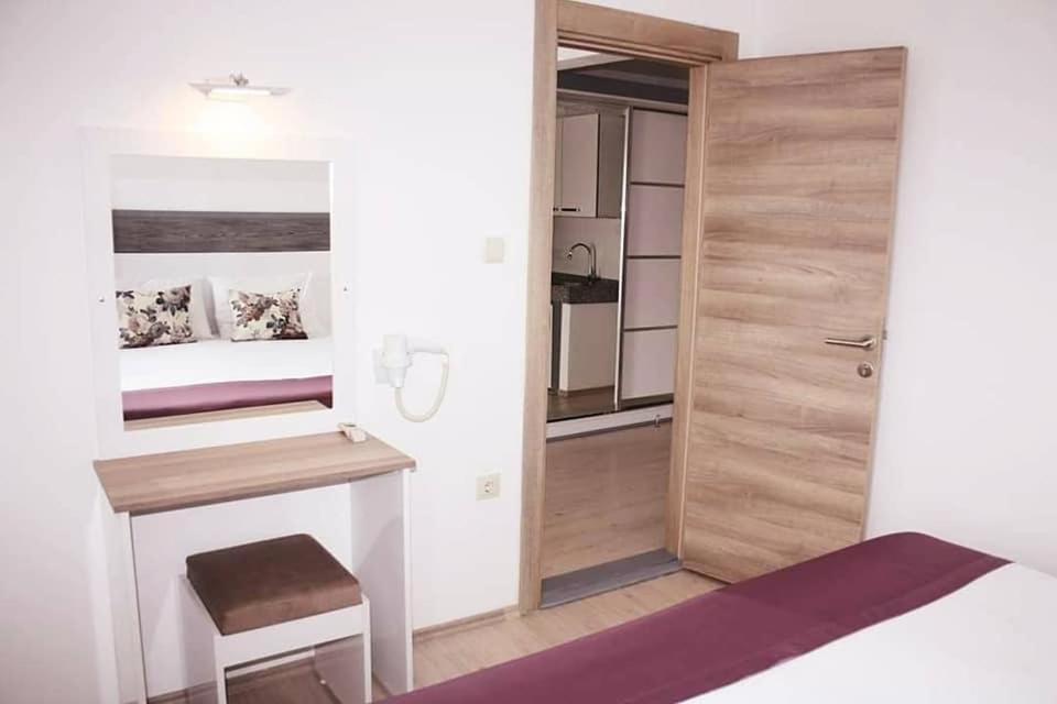 Parla Apart Hotel Cesme Exterior photo